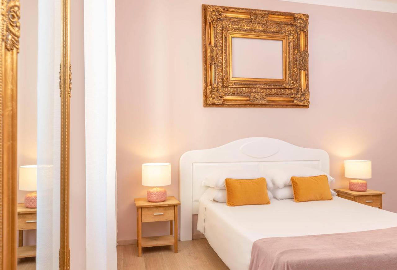 Colibri Prestige Rooms - Roman Ruins View Cagliari Extérieur photo